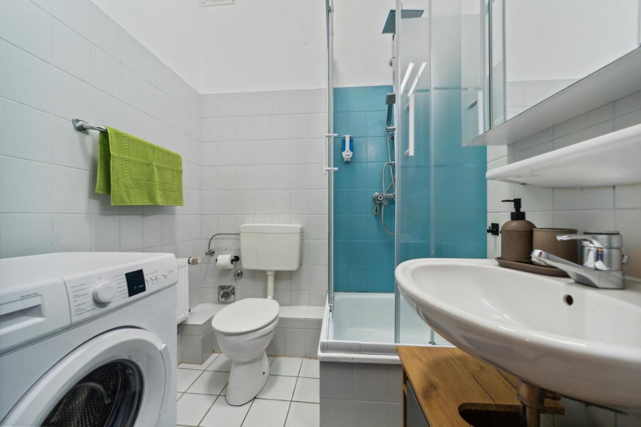 Infinity Stay: Bis Zu 4 Personen Zentrum Wassernah Netflix Wilhelmshaven Dış mekan fotoğraf